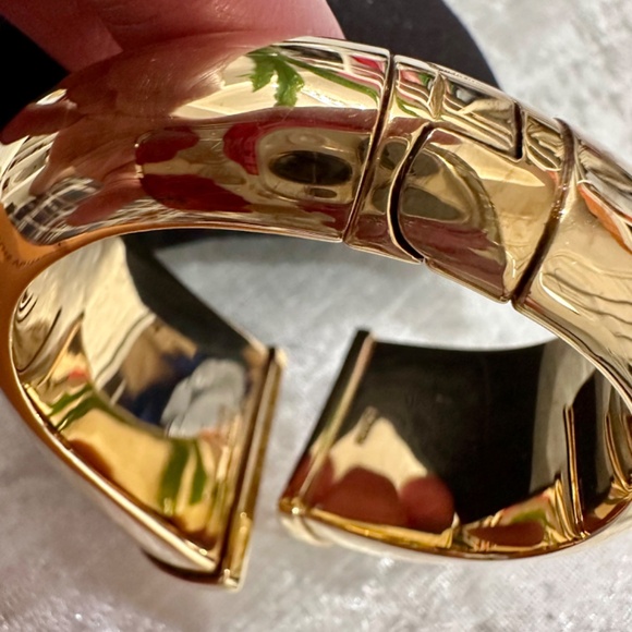 LOUIS Vuitton Gold Trunk Hinged Cuff Bracelet - Picture 2 of 10